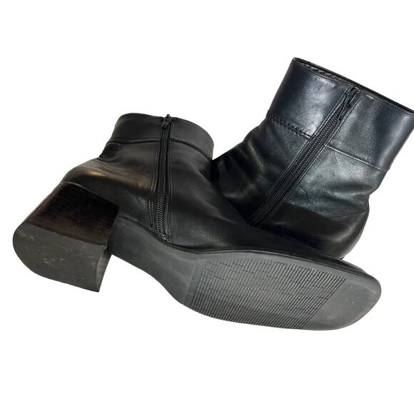 Easy spirit leather upper black bootie size 10M women’s - Picture 3 of 7